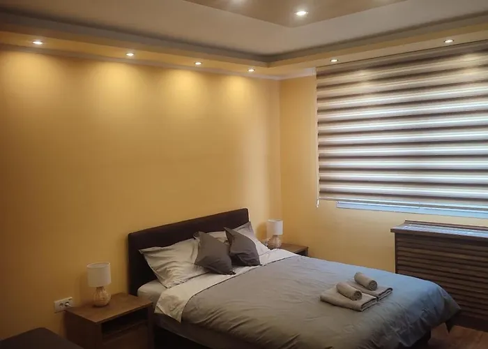 Jelacik スボティツァ