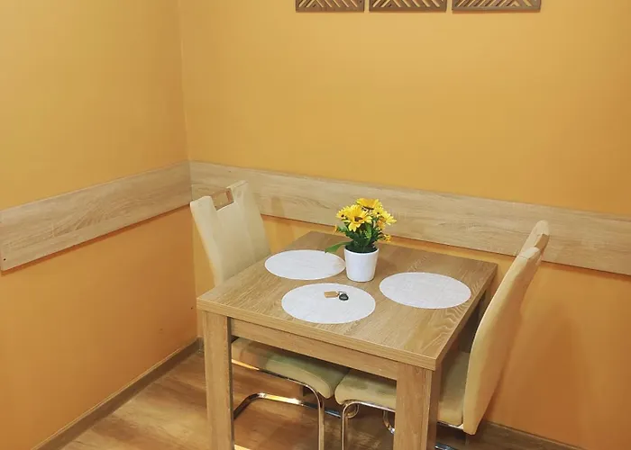 Jelacik スボティツァ